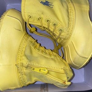 Size 6 polo boots for toddlers